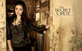 Phoebe Tonkin from Secret Circle HD Wallpaper