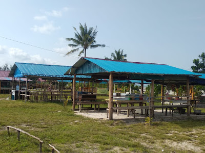 Kantin Pantai Tiga Putri Barelang