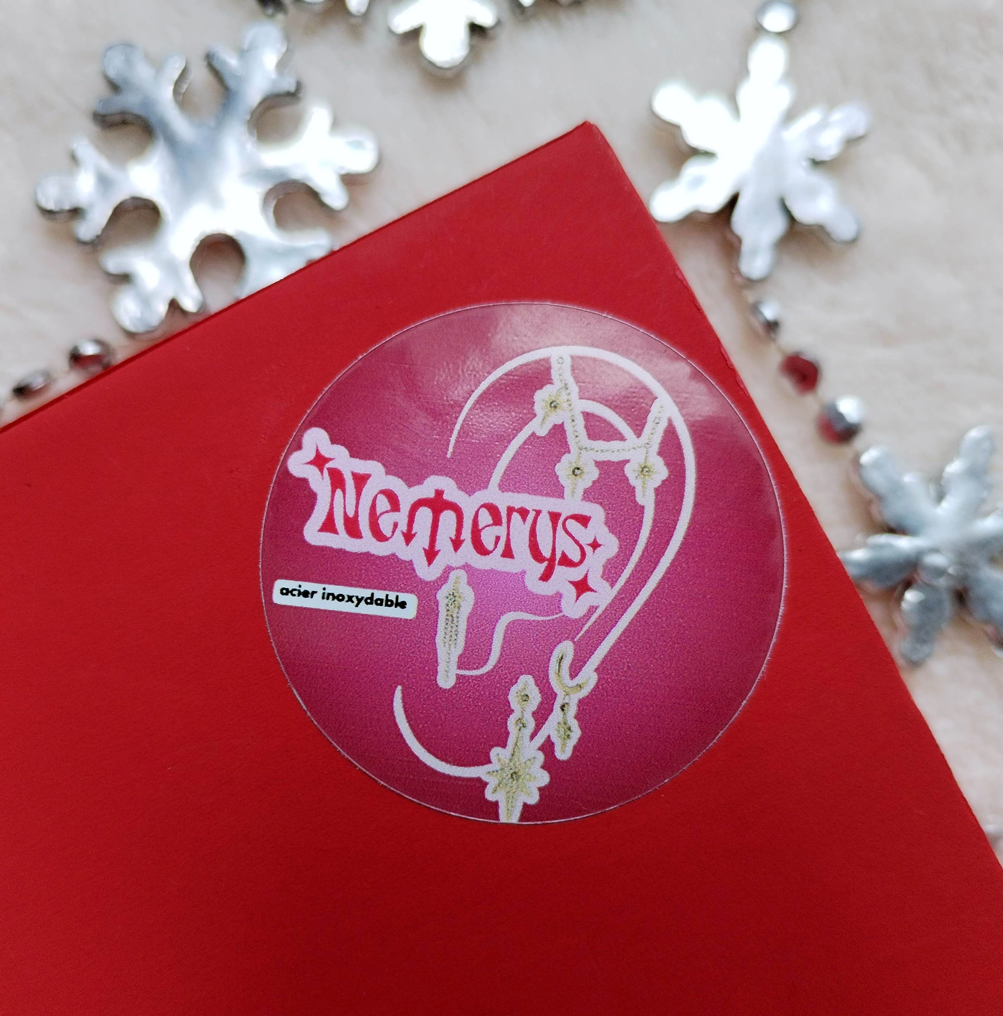 NEMERYS Décembre 2024 : Scintillante et étoilée !