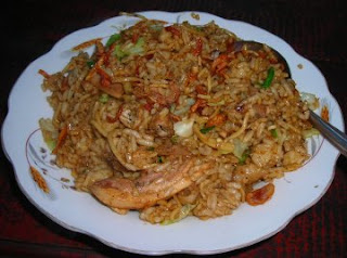 CARA MEMBUAT NASI GORENG MAGELANGAN