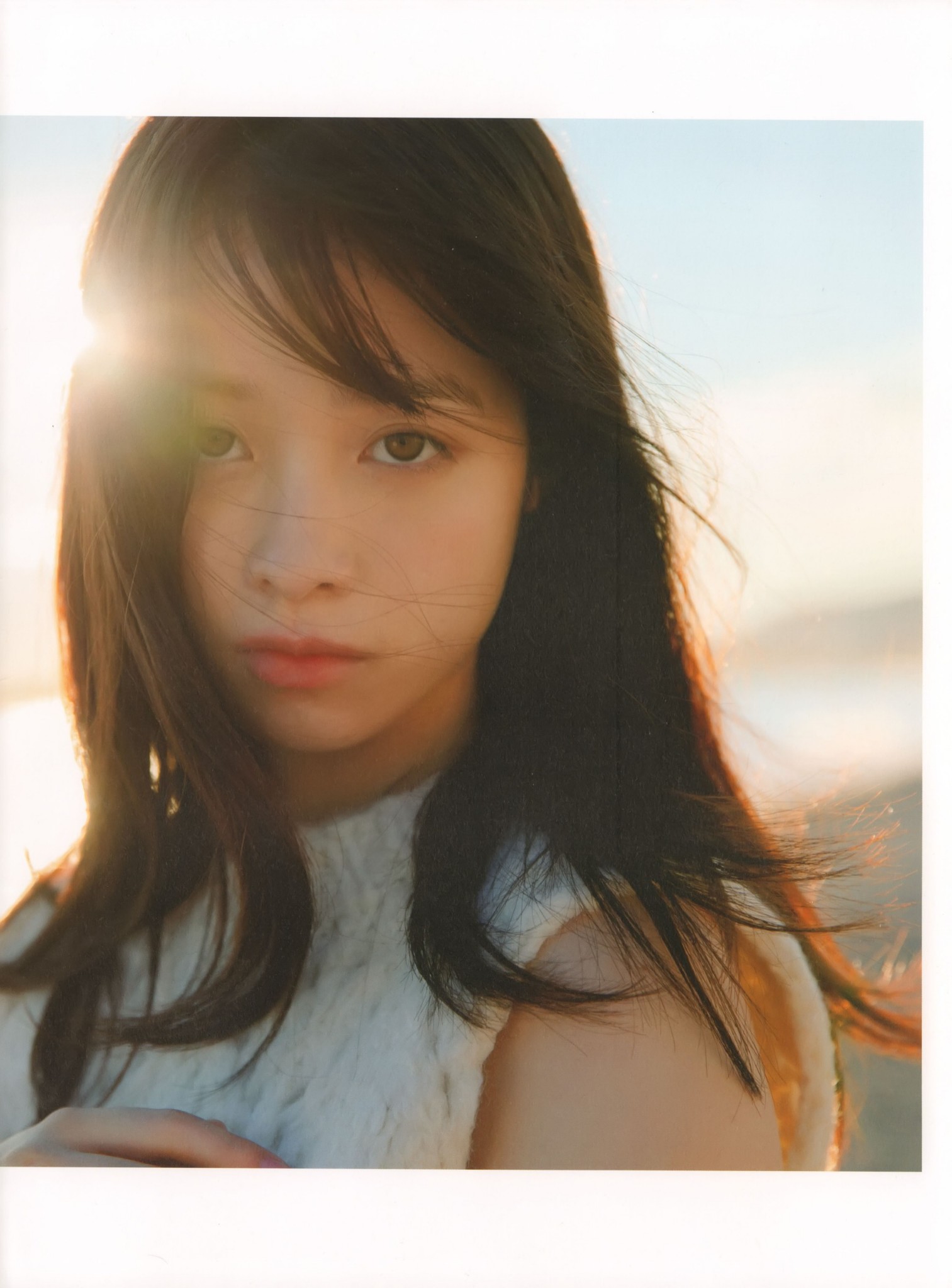 Kanna Hashimoto in NATUREL