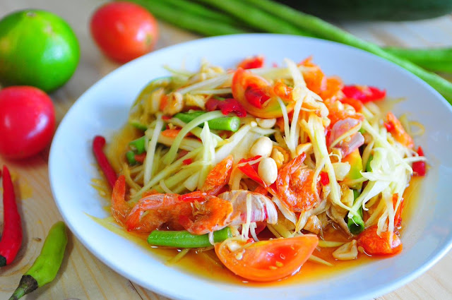 Thai Cuisine Som Tam Papaya Salad