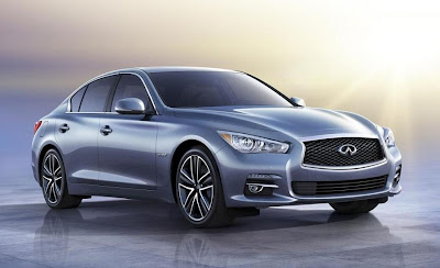 Infiniti Q50 (2014) Front Side