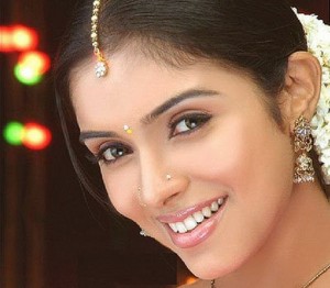 Asin Thottumkal HD Wallpapers Free Download