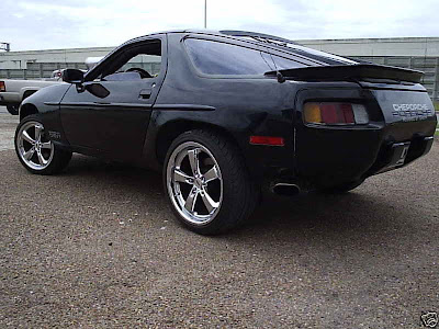 Mullet County Porsche 928 with Blown Chevy V8
