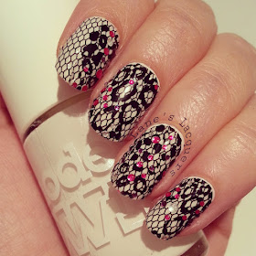 black-and-white-avon-leopard-print-nail-stickers-with-sparkle (2)