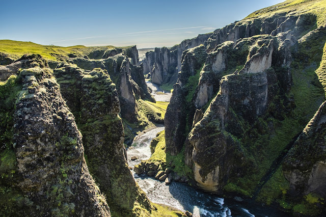 Fjaðrárgljúfur Canyon