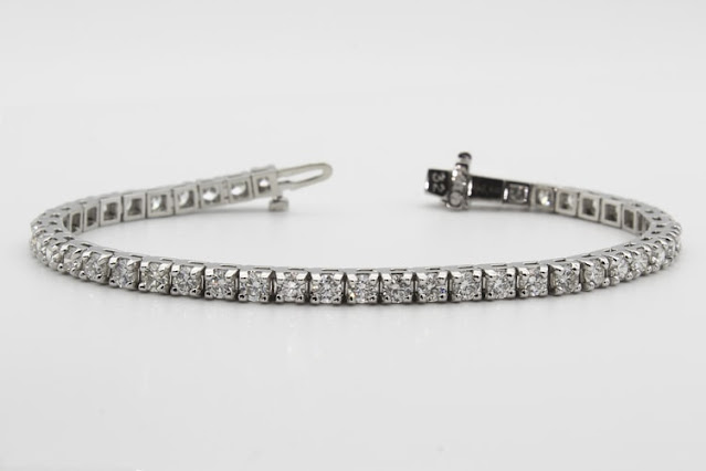 Silver-Bracelet-for-women