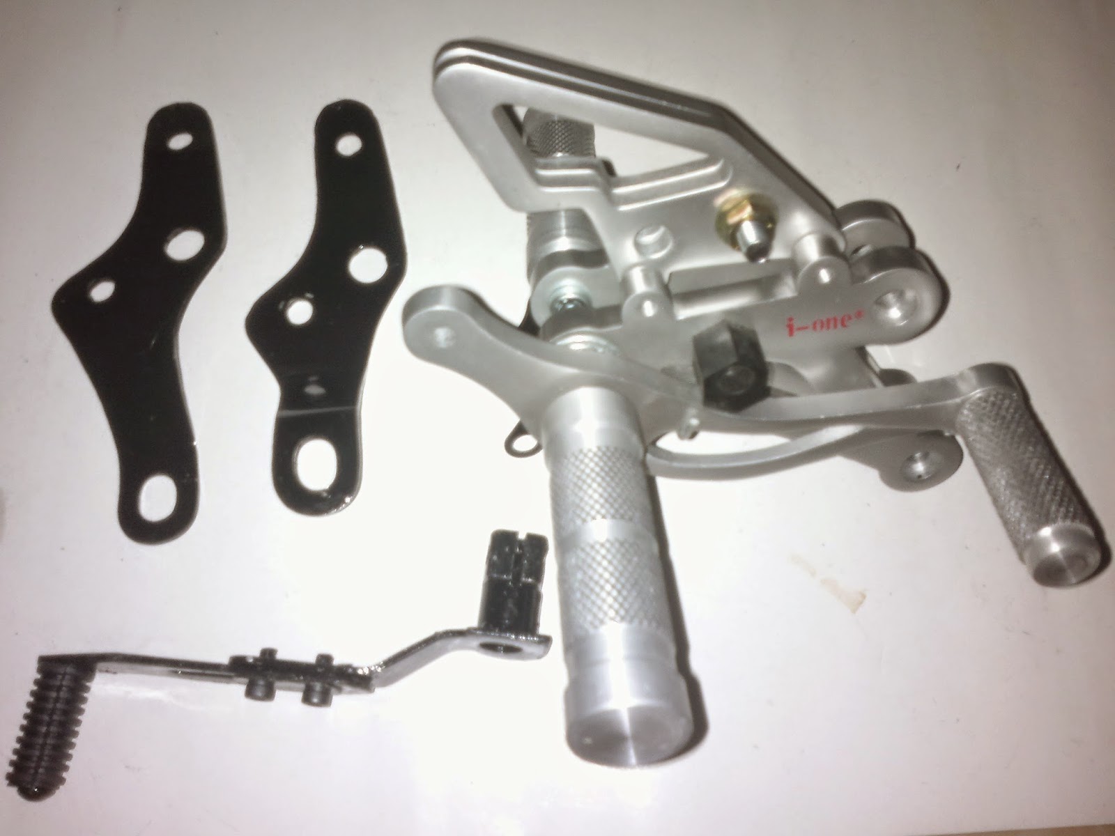 Footstep Underbone Shogun R