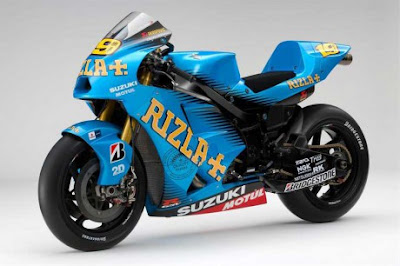 Rizla Suzuki 2011 Team