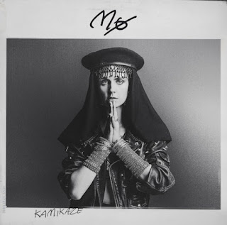 MØ – Kamikaze