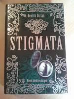 http://steffis-und-heikes-lesezauber.blogspot.de/2014/07/rezension-stigmata-nichts-bleibt.html