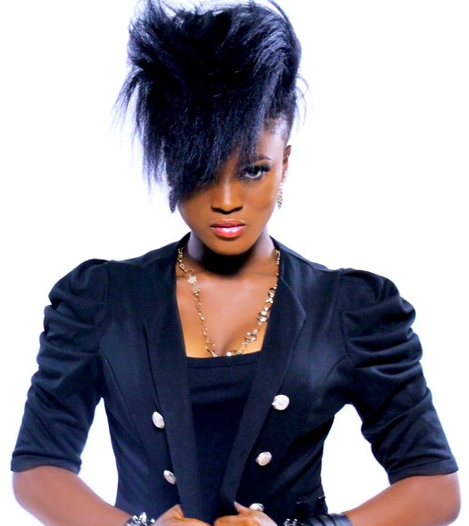 Eva Alordiah Goes Gangster On Blogger