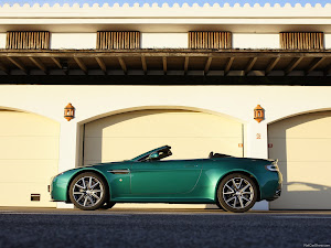 Aston Martin V8 Vantage S Roadster 2012 (5)