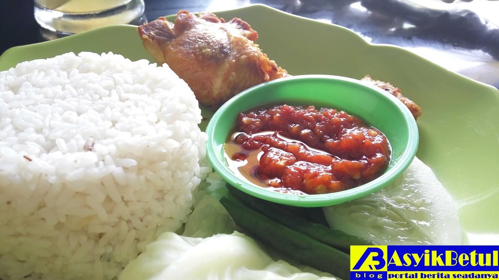 AsyikBetul Ayam Goreng Di Bebek Goreng Bang Alex Situbondo