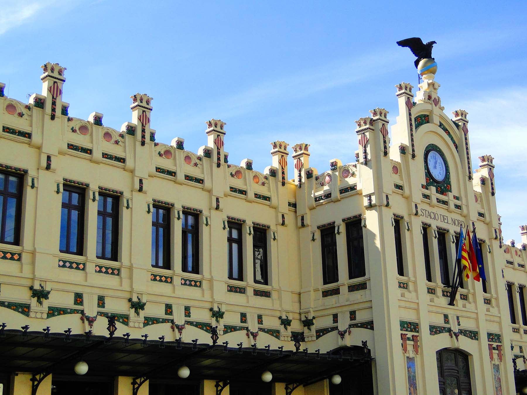 Estação de trem Del Nord, Valencia, Espanha.