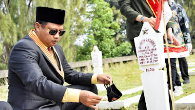 Jelang HUT ke-75 TNI, Wagub Jabar Hadiri Ziarah Nasional ke TMP Cikutra Bandung