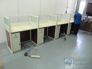 Meja Partisi Kantor Untuk Kampus UGM + Furniture Semarang