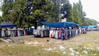 Menyusuri Keluhan Warganet, PKL di Alun-Alun Puger Menyisahkan Sampah