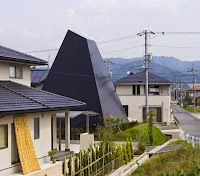 Saijo The Unusual Modern Japanese House Design: Pyramid Shaped House