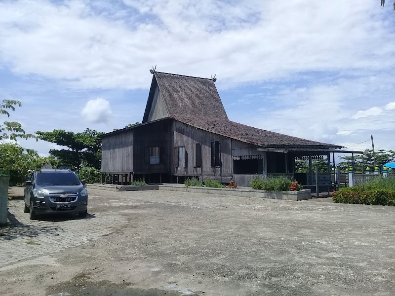 Inspirasi Baru Gambar Rumah Bubungan Tinggi