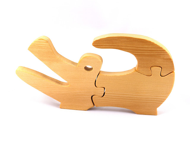 Alligator Puzzle, Simple Three-Piece Handmade Wood Puzzle Finished With Mineral Oil and Wax