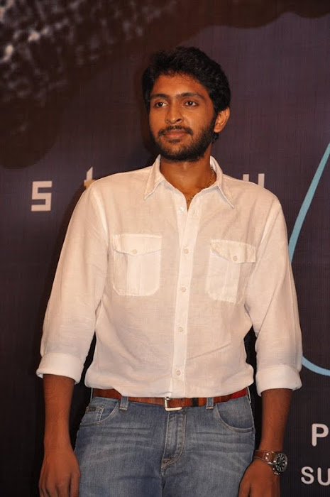 Kumki Movie Press Meet Stills Pics Photos film pics