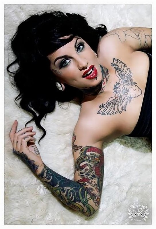 beautiful tattooed women