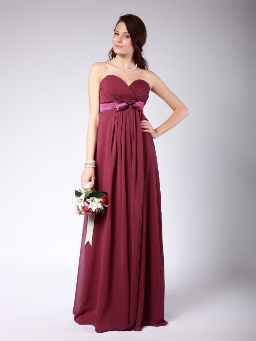 Basic Necklines of Bridesmaid Dresses