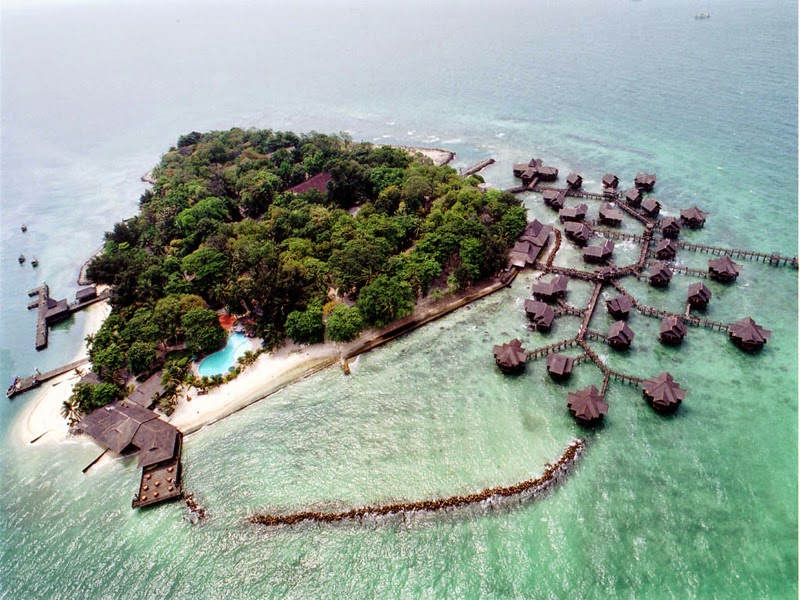 pulau seribu - inilah 5 Wisata Bawah Laut Indonesia Terpopuler yang harus Anda kunjungi.