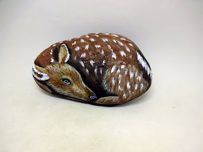 COMO PINTAR PIEDRAS CON CERVATILLO PASO A PASO; how to paint deer