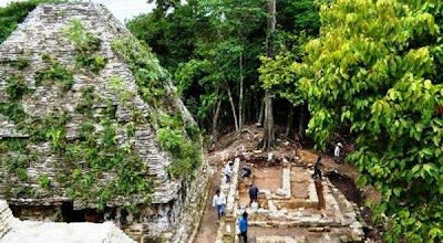 Istana Suku Maya