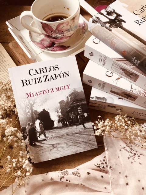 Carlos Ruiz Zafón, Miasto z mgły 