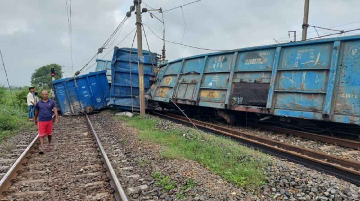 train-accident-in-sasaram-bihar