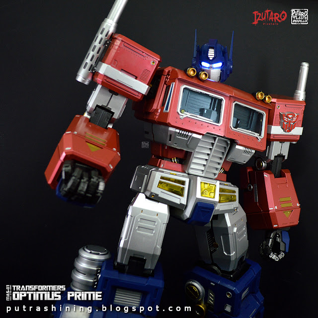 Transformers Optimus Prime | MAS-01 Mega Action Series 18" REVIEW