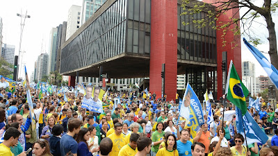 Protestos na Avenida Paulista - Um Asno