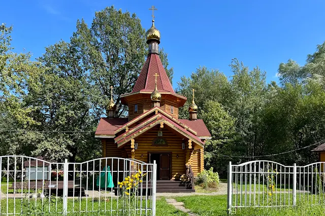 Абрамцевская улица, дворы, храм святого Благоверного князя Александра Невского (построен в 2016 году)
