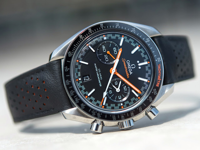 Réplique de la montre Omega Speedmaster Racing Master Chronometer 44.25 mm