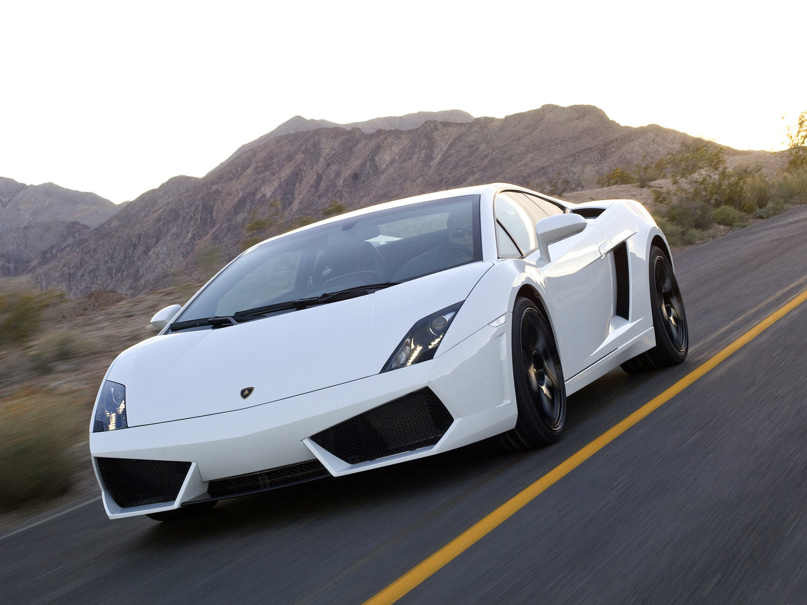 Gambar Mobil LAMBORGHINI Gallardo LP5604 2009 Lambang Mobil