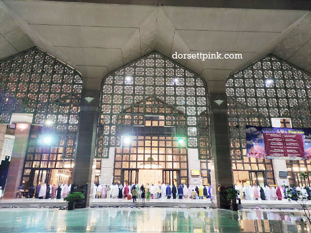 https://www.dorsettpink.com/2022/04/berbuka-di-masjid-putra-putrajaya.html