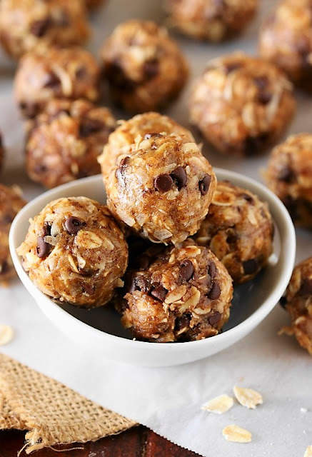 Peanut Butter Chocolate Chip Granola Bites photo