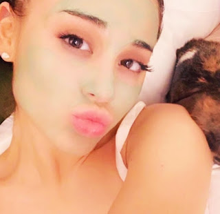 Foto Ariana Grande 2020