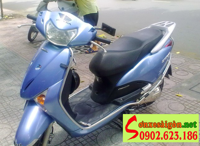 Sơn xe Honda SCR màu xanh ngọc zin