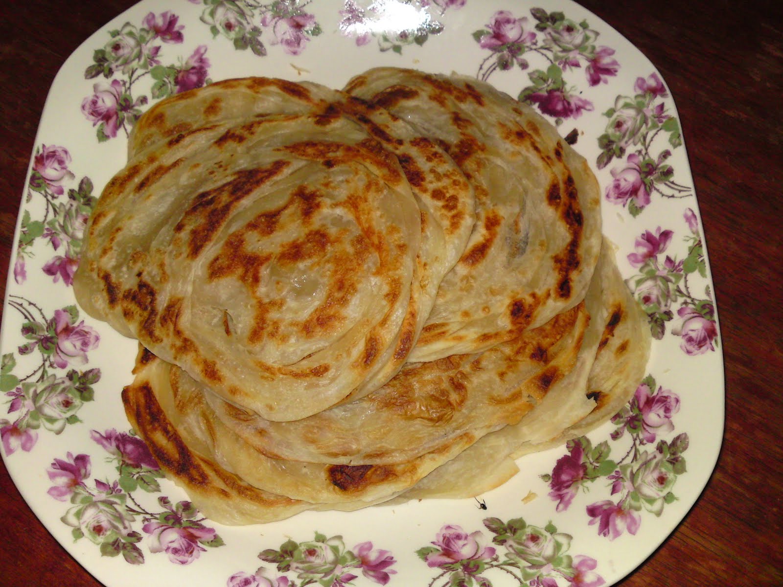 DARI DAPUR ORANG KAMPUNG: ROTI CANAI & KUAH DHAL