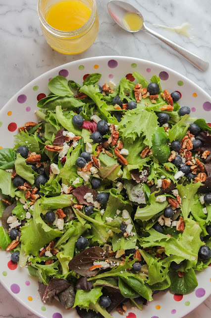 Blueberry & Toasted Pecan Mixed Greens Salad with Orange Vinaigrette | The Chef Next Door