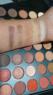 Paleta Kara Beauty ES04