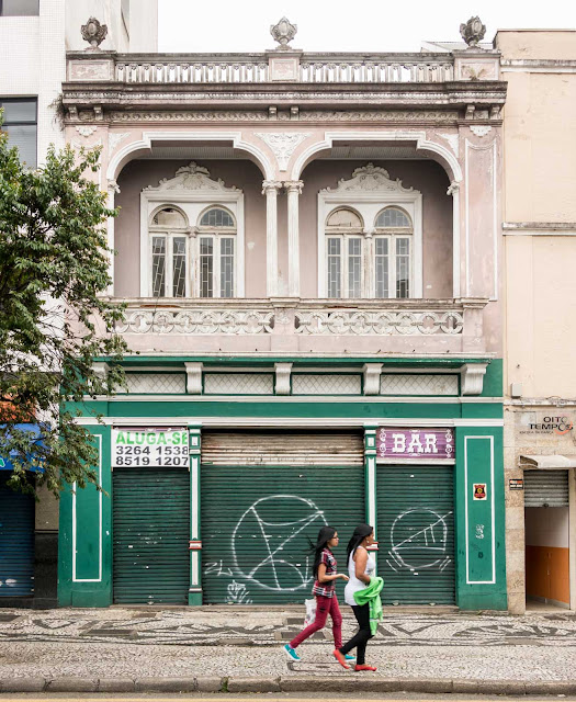 Sobrado na Barão do Rio Branco, 245 em Curitiba