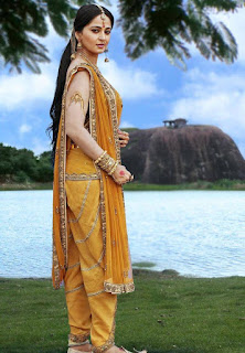 Anushka shetty Rudramadevi movie Photos and stills