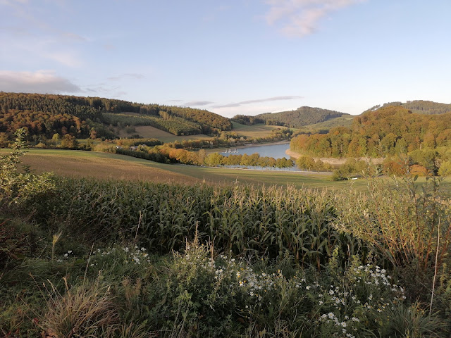 Sauerland wandern Wetter blog Hennesee Meschede X23 Schieferweg Rundweg