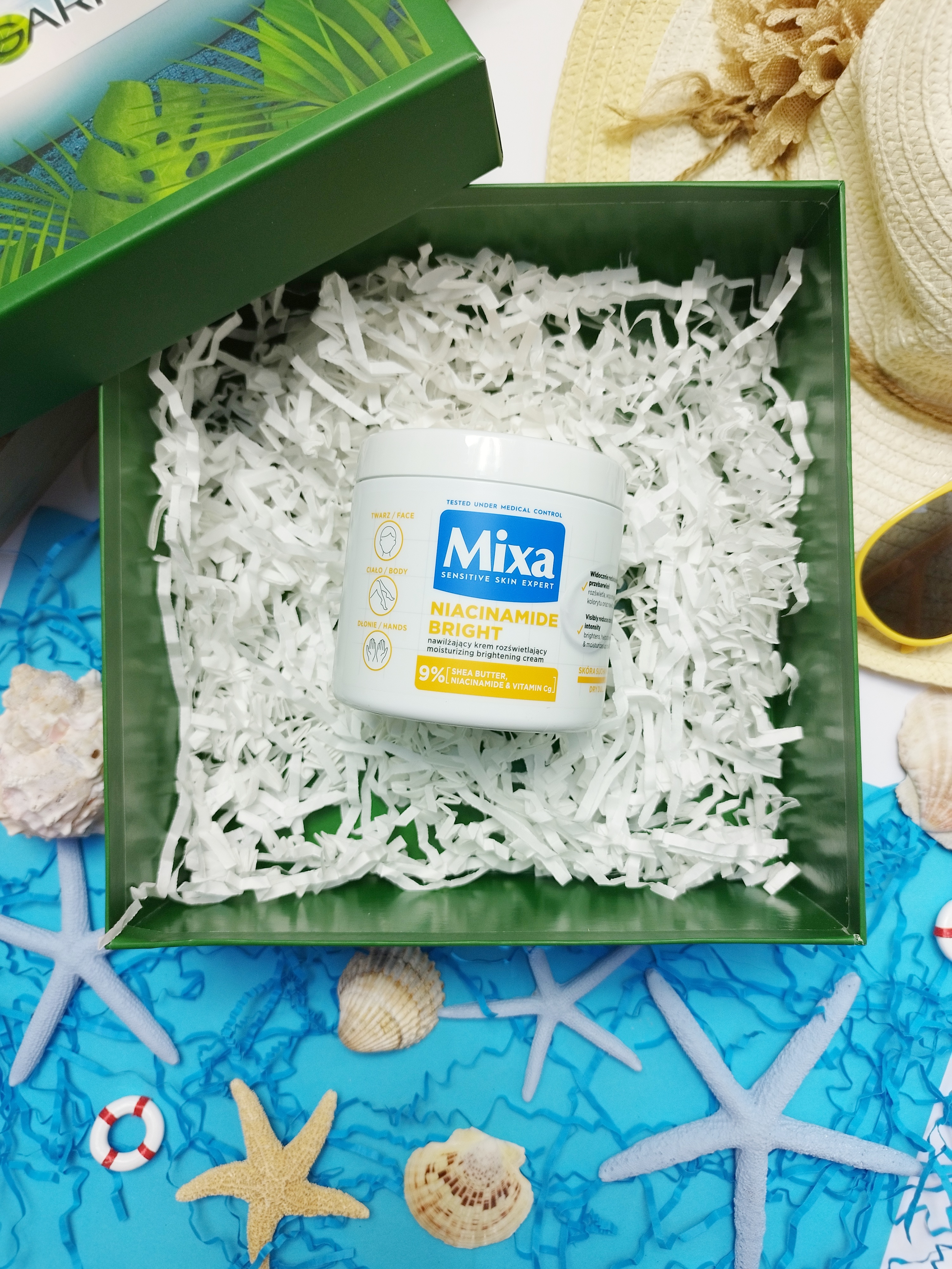 Holiday Essentials - rozpocznij lato w wielkim stylu z produktami Garnier i Mixa